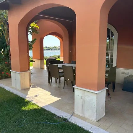 Villa Dei Fenicotteri -resort Marinagri *